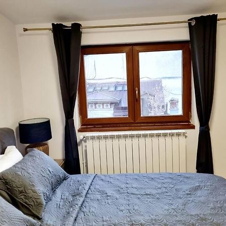 Cozy Apartment Near City Center บูคาเรสต์ ภายนอก รูปภาพ