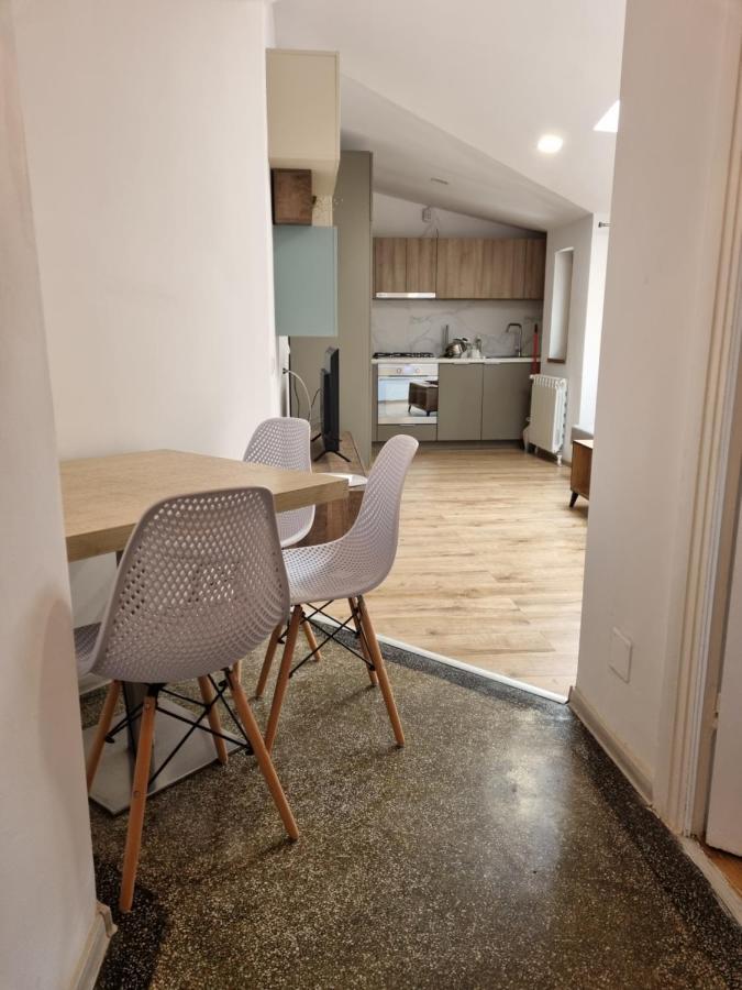 Cozy Apartment Near City Center บูคาเรสต์ ภายนอก รูปภาพ